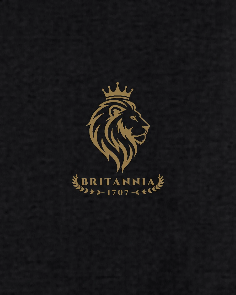 Close-up of the embroidered chest crest, Black & Gold
